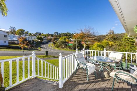 Photo of property in 109 Norana Road, Timberlea, Upper Hutt, 5018