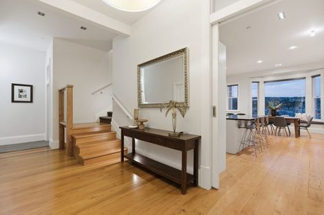 Photo of property in 17 Austin Street, Mount Victoria, Wellington, 6011