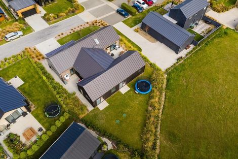 Photo of property in 4 Polperro Court, Jacks Point, Queenstown, 9371