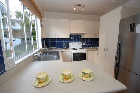 Photo of property in 2/28 Noeleen Street, Glenfield, Auckland, 0629