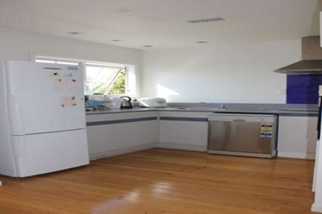 Photo of property in 64 Beach Haven Road, Beach Haven, Auckland, 0626