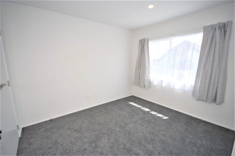 Photo of property in 2/52 Cherry Road, Bucklands Beach, Auckland, 2014