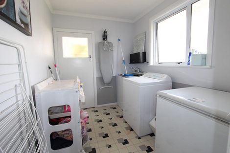 Photo of property in 47 Albert Street, Pahiatua, 4910