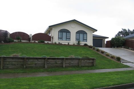 Photo of property in 90 Parnell Heights, Kelvin Grove, Palmerston North, 4414