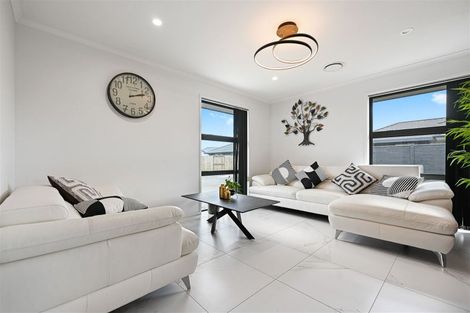 Photo of property in 5 Kowaro Street, Rototuna North, Hamilton, 3210