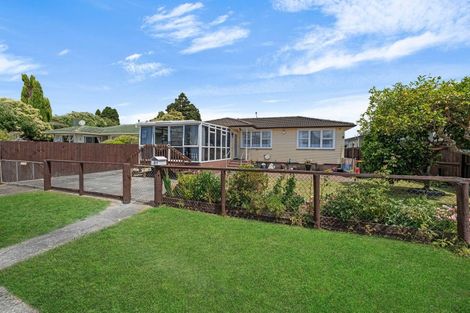 Photo of property in 9 Mcentee Street, Papakura, 2110