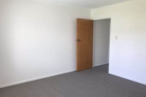 Photo of property in 8-10 Roslyn Road, Mount Wellington, Auckland, 1060