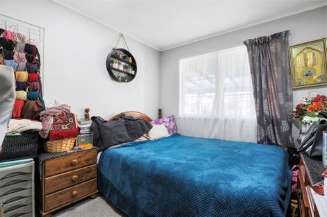Photo of property in 311 Roscommon Road, Clendon Park, Auckland, 2103