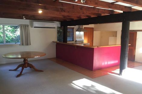 Photo of property in 33 Reynolds Place, Torbay, Auckland, 0630