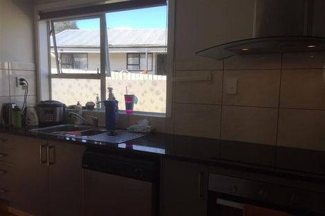 Photo of property in 31a Hinerau Street, Henderson, Auckland, 0612