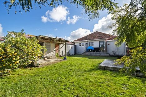 Photo of property in 88 Manson Street, Terrace End, Palmerston North, 4410