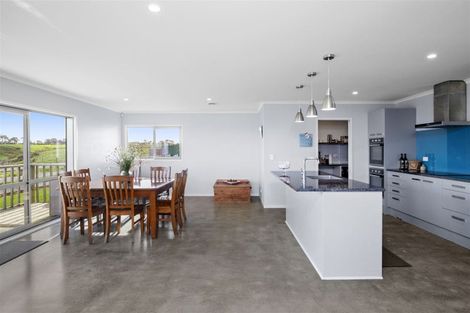 Photo of property in 48 Hatton Road, Awhitu, Waiuku, 2684