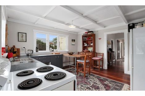 Photo of property in 12 Stanley Avenue, Te Aroha, 3320