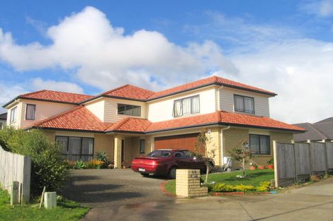 Photo of property in 15 Glanmire Place, Flat Bush, Auckland, 2016