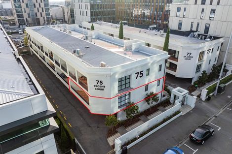 Photo of property in Regent Courts, 2/75 Gloucester Street, Christchurch Central, Christchurch, 8013