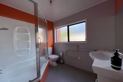 Photo of property in 51 Marendellas Drive, Bucklands Beach, Auckland, 2014