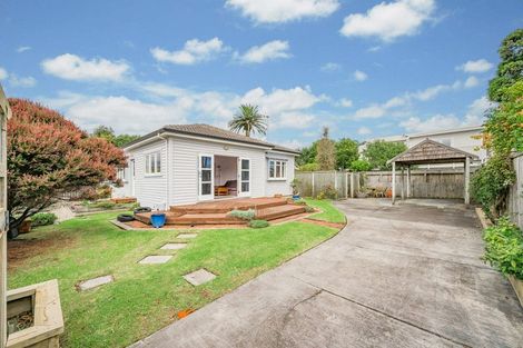 Photo of property in 4 Nathan Avenue, Paraparaumu Beach, Paraparaumu, 5032