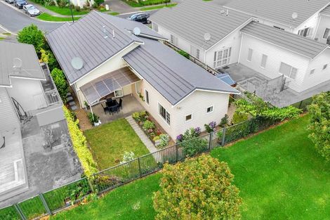 Photo of property in 12 Mulvaney Crescent, Henderson, Auckland, 0612