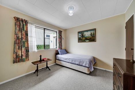 Photo of property in 13a Karamu Street, Strandon, New Plymouth, 4312