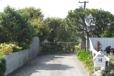 Photo of property in 14 Esk Place, Aranui, Christchurch, 8061