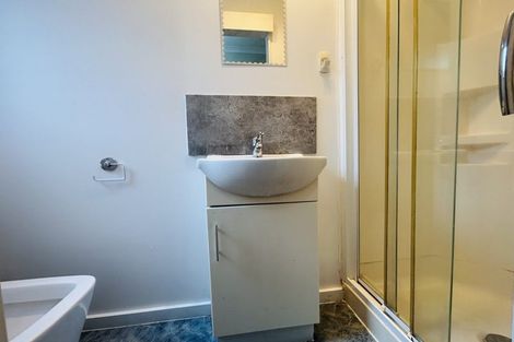 Photo of property in 54 Pinedale Place, Henderson, Auckland, 0610