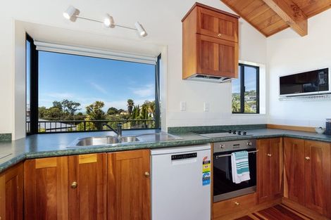 Photo of property in 8 Kotare Place, Kaiteriteri, Motueka, 7197