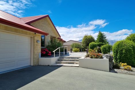 Photo of property in 53 Murray Place, Lake Tekapo, 7999