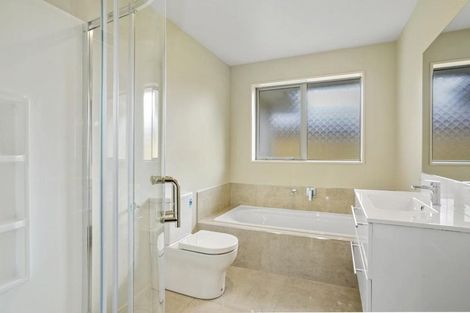 Photo of property in 73 Hilton Drive, Amberley, 7410