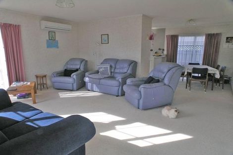 Photo of property in 10/169 Whites Line East, Waiwhetu, Lower Hutt, 5010