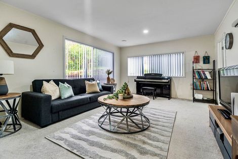 Photo of property in 38 Awaruku Road, Torbay, Auckland, 0630