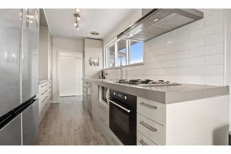 Photo of property in 62 Hargood Street, Woolston, Christchurch, 8062