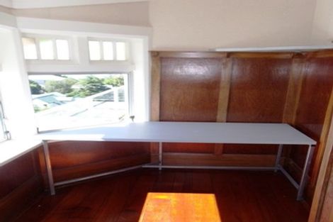 Photo of property in 16 Lighthouse Road, Bluff Hill, Napier, 4110