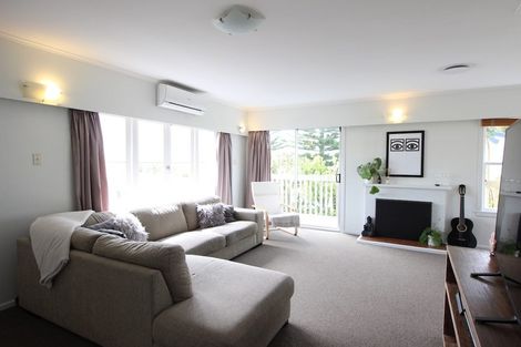 Photo of property in 7 Aeroview Drive, Beach Haven, Auckland, 0626