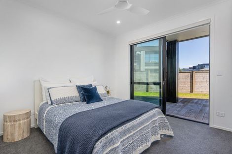 Photo of property in 17 Fred Harsant Drive, Cooks Beach, 3591