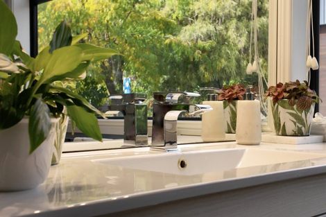 Photo of property in 2 Scenic Heights, Acacia Bay, Taupo, 3330