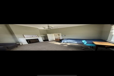 Photo of property in 16 Ascog Road, Ravensbourne, Dunedin, 9022