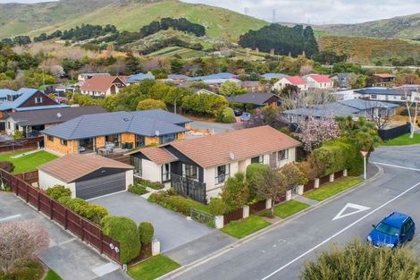 Photo of property in 31 Laing Crescent, Heathcote Valley, Christchurch, 8022