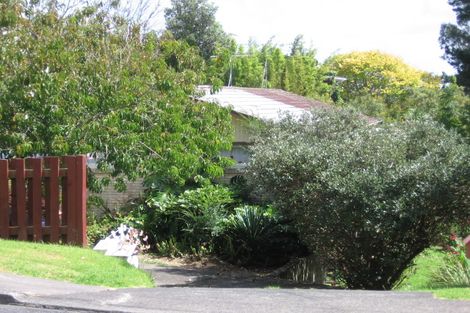 Photo of property in 1/9 Dakota Avenue, Beach Haven, Auckland, 0626