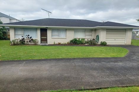 Photo of property in 1/10 Fernaig Street, Papakura, 2110