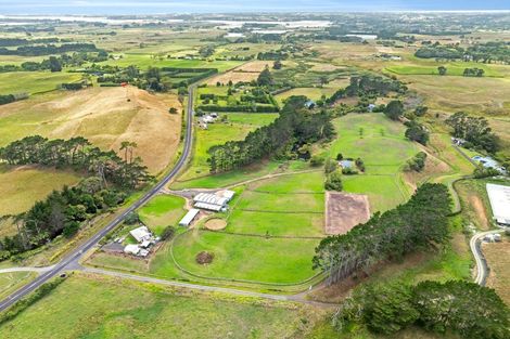 Photo of property in 287 Taurangaruru Road, Karioitahi, Waiuku, 2683