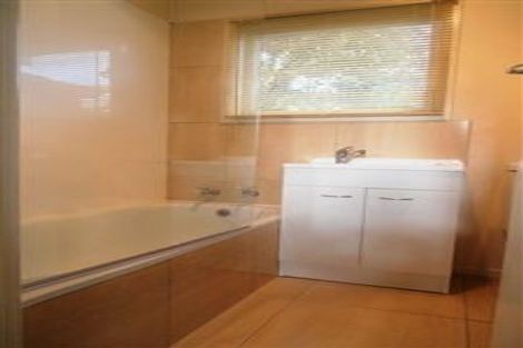 Photo of property in 1/68 Titirangi Road, New Lynn, Auckland, 0600
