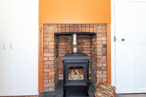 Photo of property in 2 Point Bush Road, Waimate, 7924