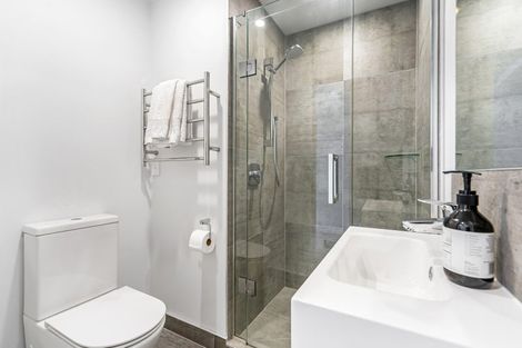 Photo of property in 6 Pottery Crescent, Hobsonville, Auckland, 0618