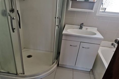 Photo of property in 74 Casuarina Road, Half Moon Bay, Auckland, 2012