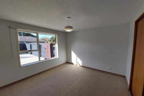 Photo of property in 1/16 Peebles Drive, Hei Hei, Christchurch, 8042