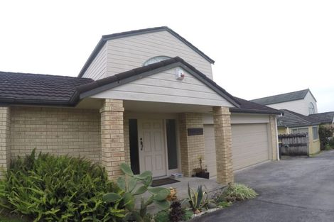 Photo of property in 16 Stewart Gibson Place, Manurewa, Auckland, 2105