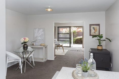 Photo of property in 1/10 Parr Place, Ilam, Christchurch, 8041