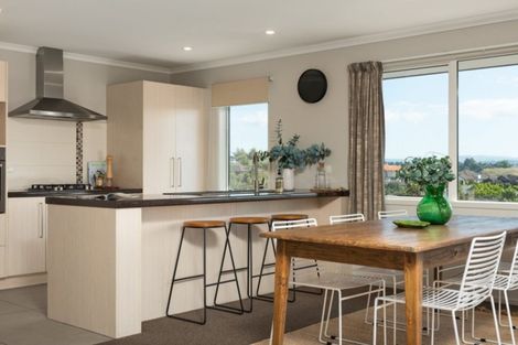 Photo of property in 5 Carex Close, Pyes Pa, Tauranga, 3112