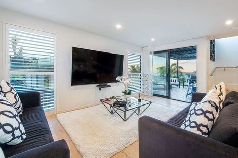 Photo of property in 18a Marama Street, Castor Bay, Auckland, 0620
