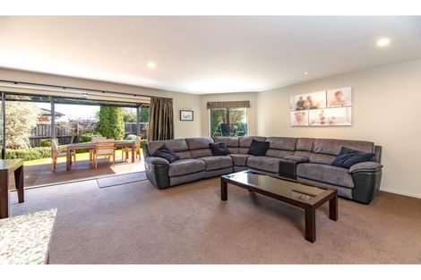 Photo of property in 42 Acacia Avenue, Rangiora, 7400